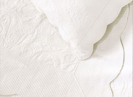 tara white provencal quilt